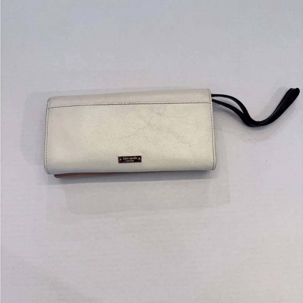 Kate Spade White Leather Long Wallet Wristlet with Black Bow Strap